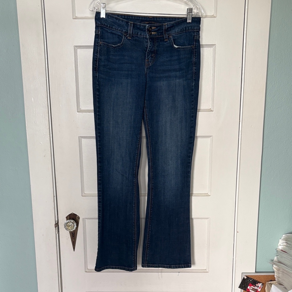 Levi Strauss Classic Blue Women's Jeans Size 6m